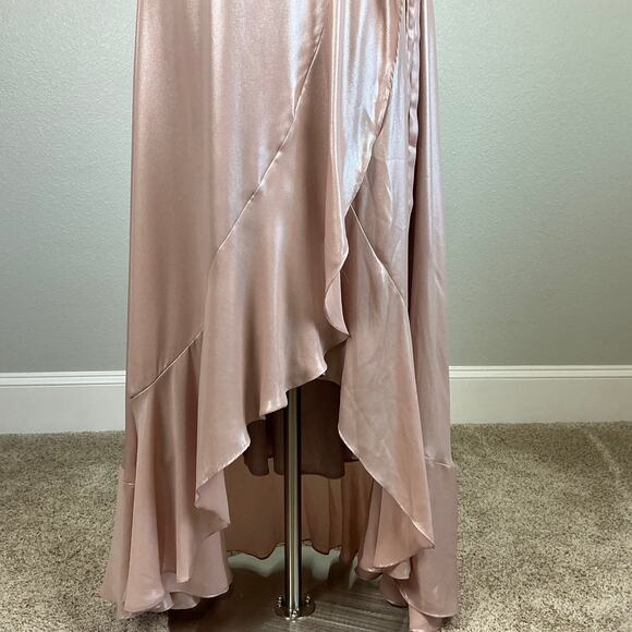 Metallic Satin High Low Wrap Evening Gown Pink Size 6 by AQUA Sleeveless Formal - Picture 8 of 14
